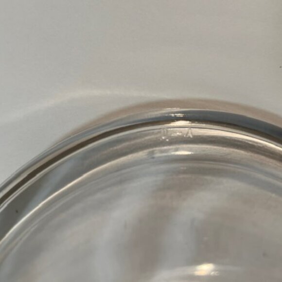 Antique Pyrex Small Oval Covered Casserole 1.5 Quart - First Back stamp Logo - Picture 10 of 13